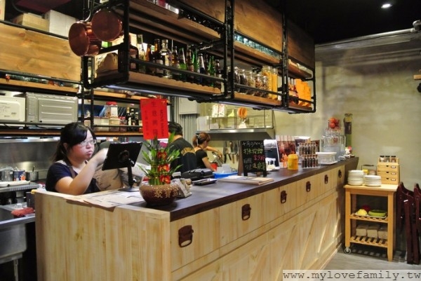 MOVE Kitchen