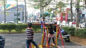 PLAY1