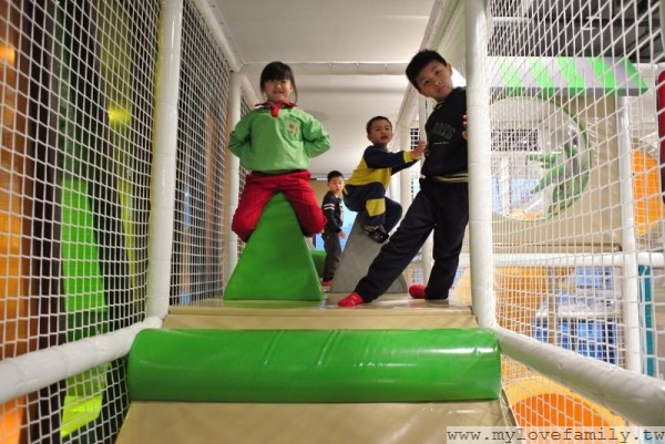 夢工場親子主題餐廳