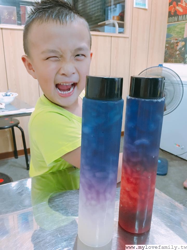宥宥及飲品