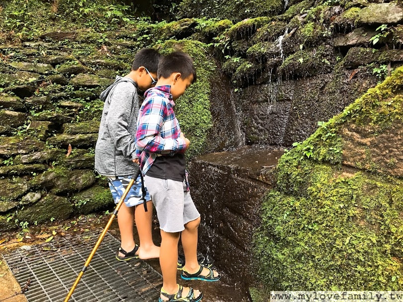 拉拉山