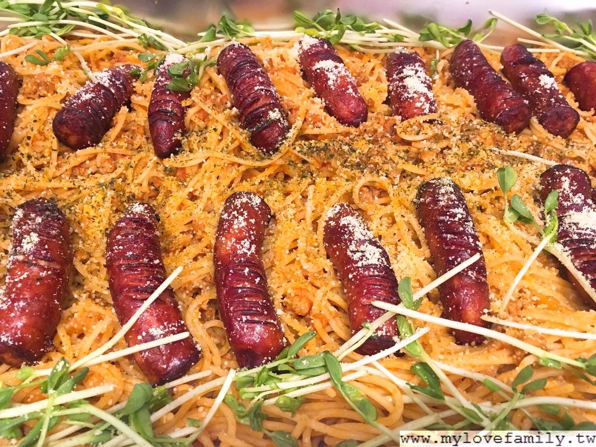 麥坤