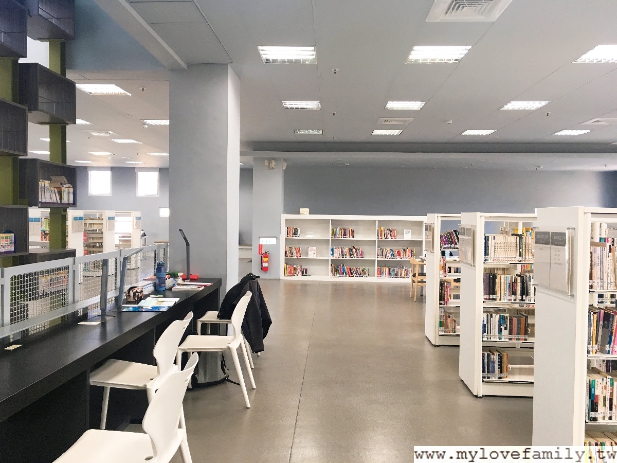 台南鹽埕圖書館