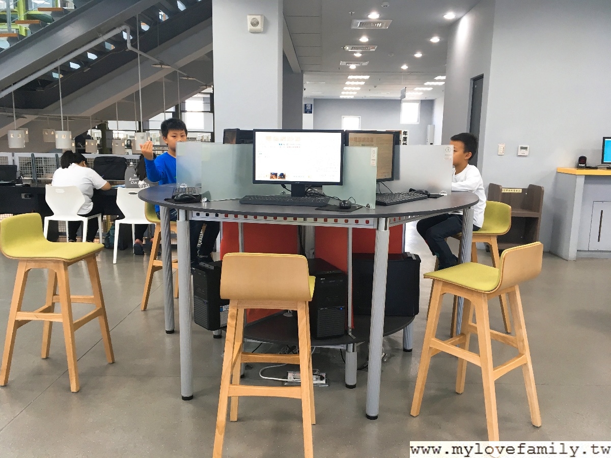 台南鹽埕圖書館