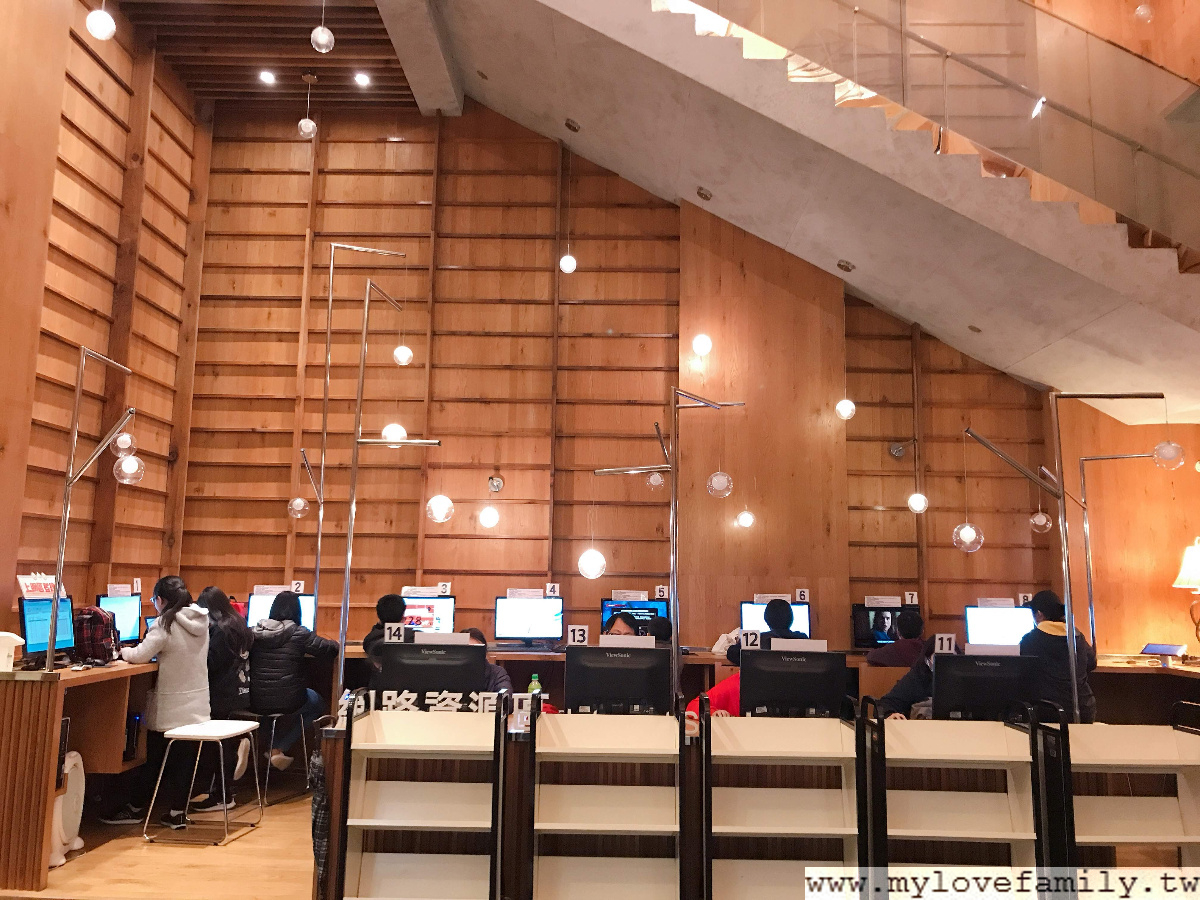 桃園市立圖書館龍岡分館