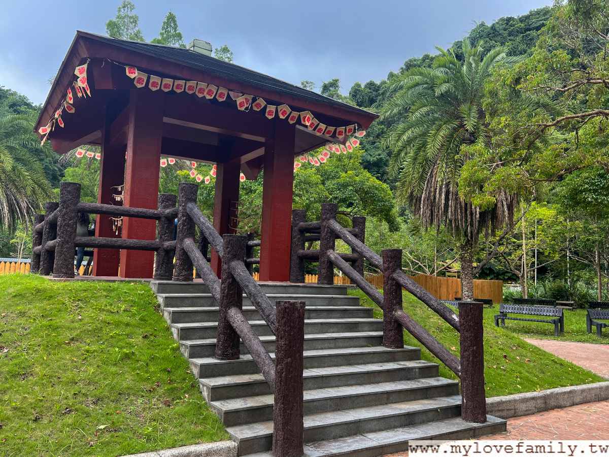 長埤湖精靈村