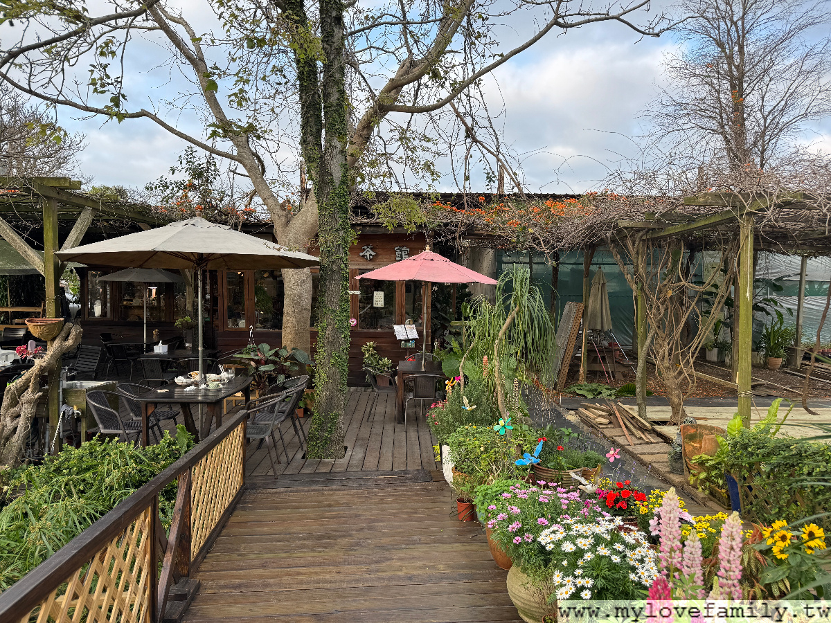 【D&B 綠色咖啡館】