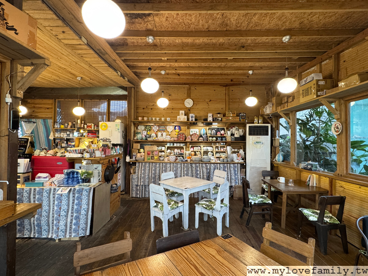 【D&B 綠色咖啡館】